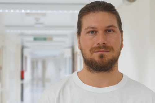 Dr. Florian Sporer