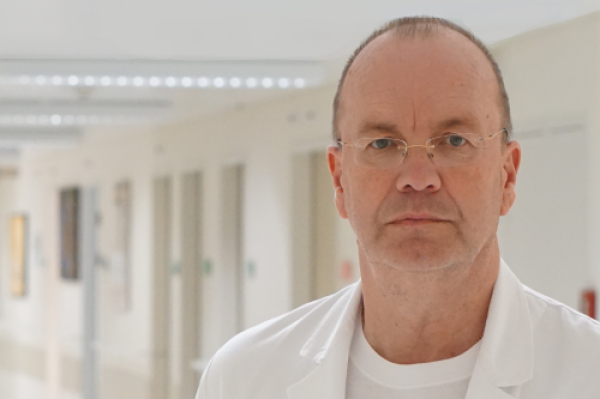 OA Dr. Arnis Rozins
